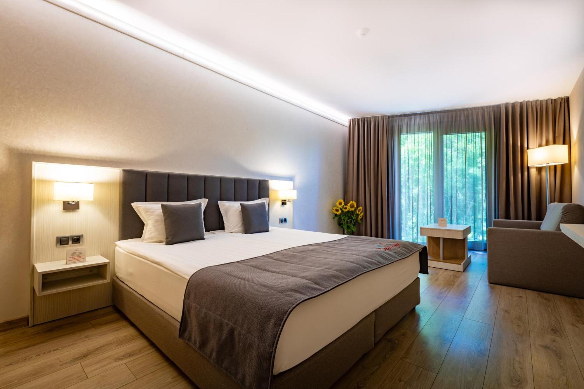 Hotel & Relax Zone Cattleya Krushuna Exterior foto